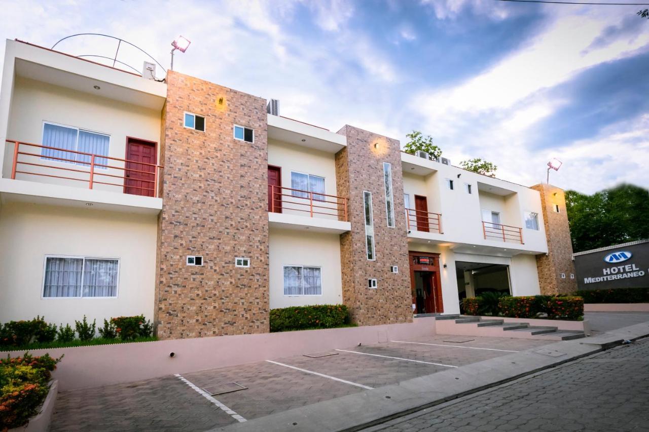 Hotel Mediterraneo Inn Santa Rosa de Lima Buitenkant foto